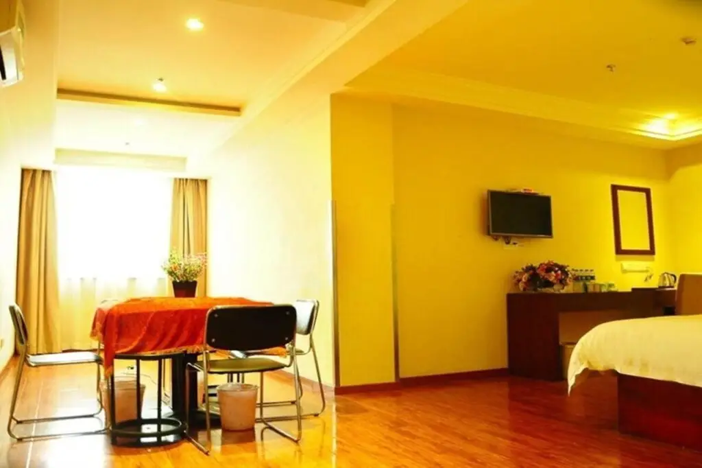 Сюйчжоу: GreenTree Inn Chuzhou Dingyuan County People's Square General Hospital Business Hotel