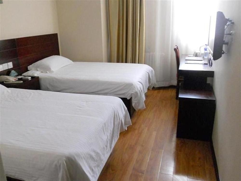 Тяньцзинь: GreenTree Inn Tianjin Huanghe Road Guangkai