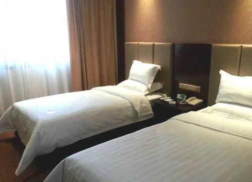 Пиндиншань: Kunlun Leju Business Hotel
