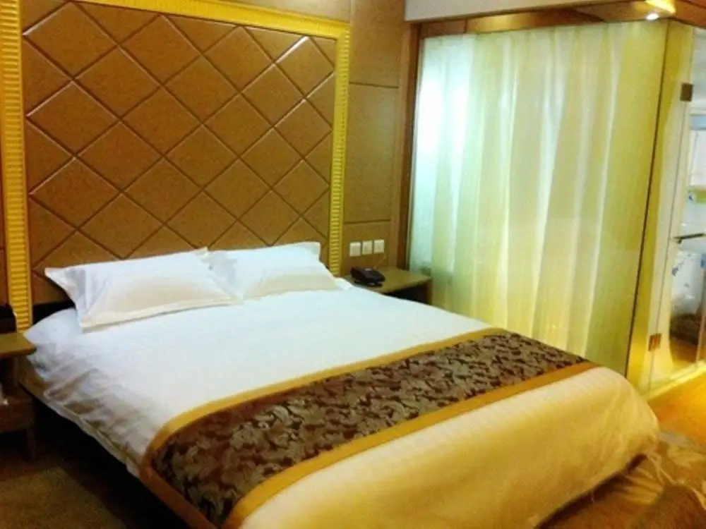 Чунцин: Yingcai Holiday Hotel