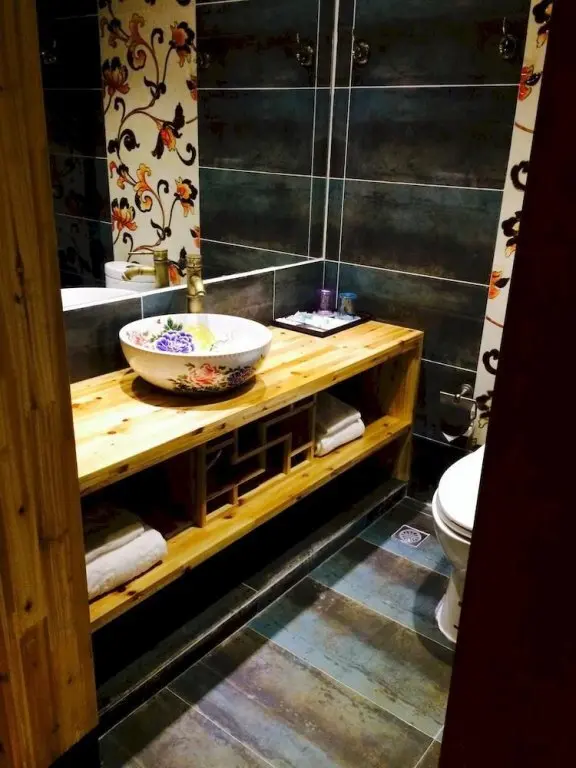 Леишан: Xijiang Huayin Holiday Hotel