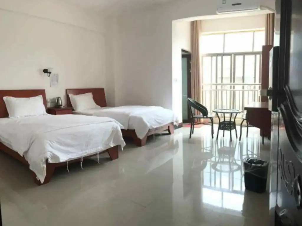 Хэчи: Heyuan Yangsheng Apartment