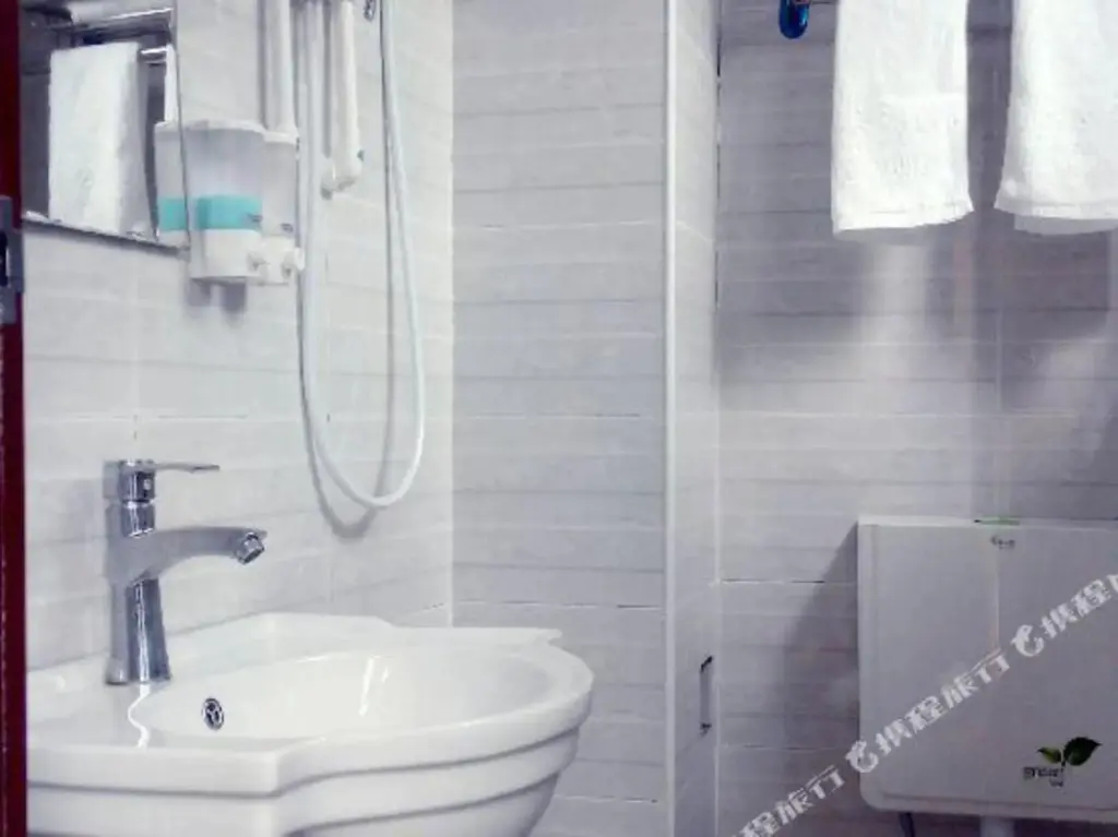 Хэчи: Heyuan Yangsheng Apartment