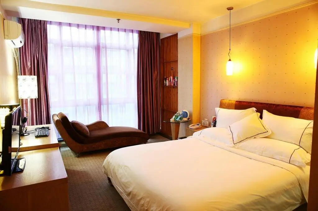 Чэнду: Junyi Hotel