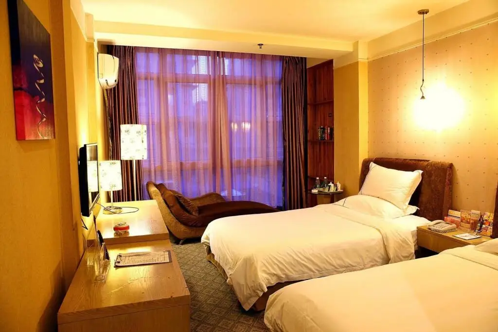 Чэнду: Junyi Hotel