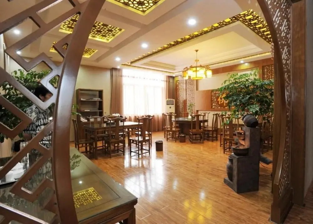 Чжэнчжоу: Yufouzhai Buddhism Culture Club