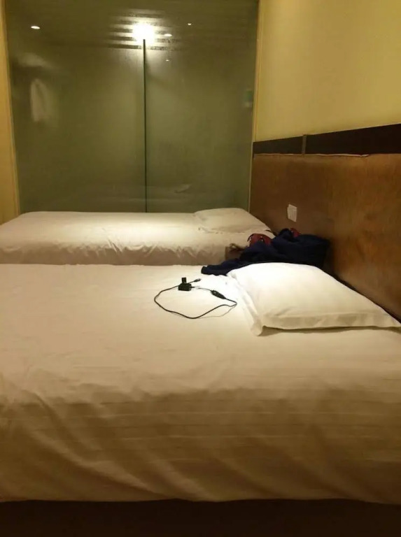 Шэньчжэнь: Home Inn Shenzhen Bao'an South Road