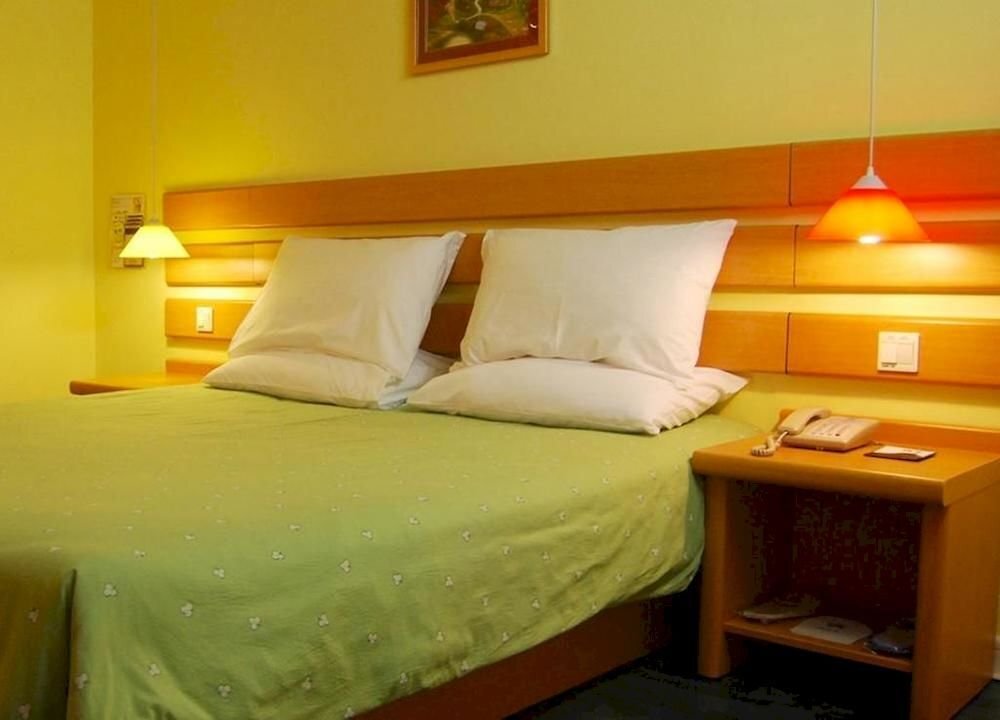 Харбин: Home Inn Central Avenue Anguo Street