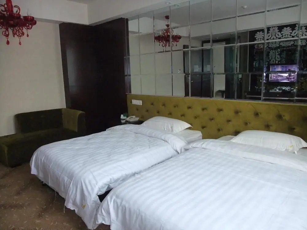 Гуйлинь: Guilin Julangchao Spa Hotel