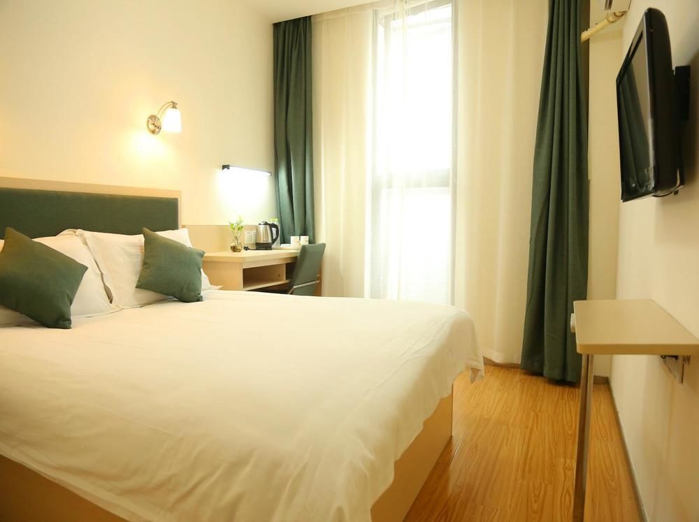 Нанкин: Motel 168 Nanjing Jiangning Shangyuan Street Wanda Plaza Hotel