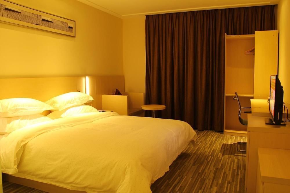 Чжухай: Golden Holiday Hotel Meihua - Zhuhai