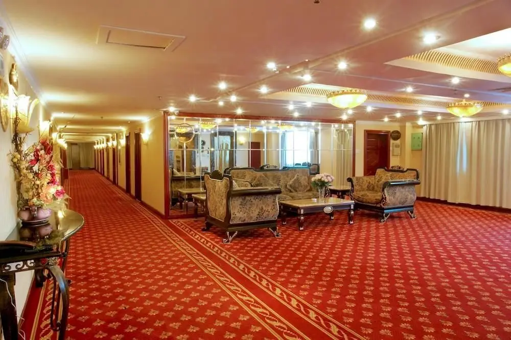 Чжэнчжоу: Palace Hotel - Zhengzhou Xinzheng