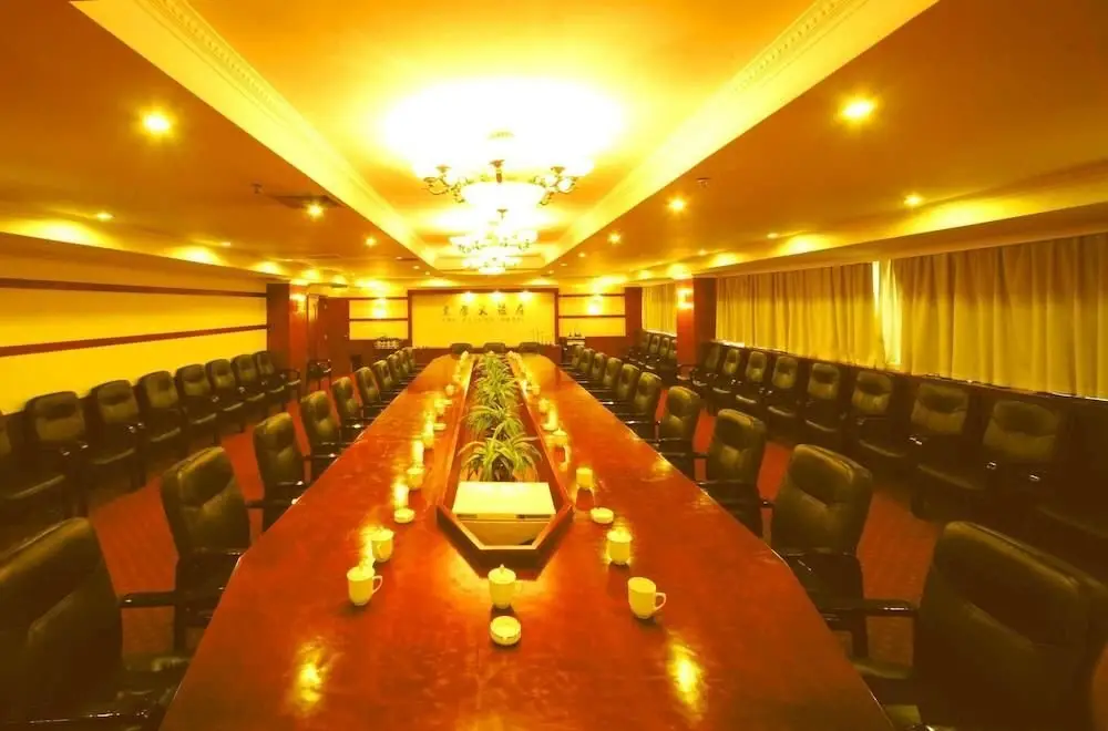 Чжэнчжоу: Palace Hotel - Zhengzhou Xinzheng