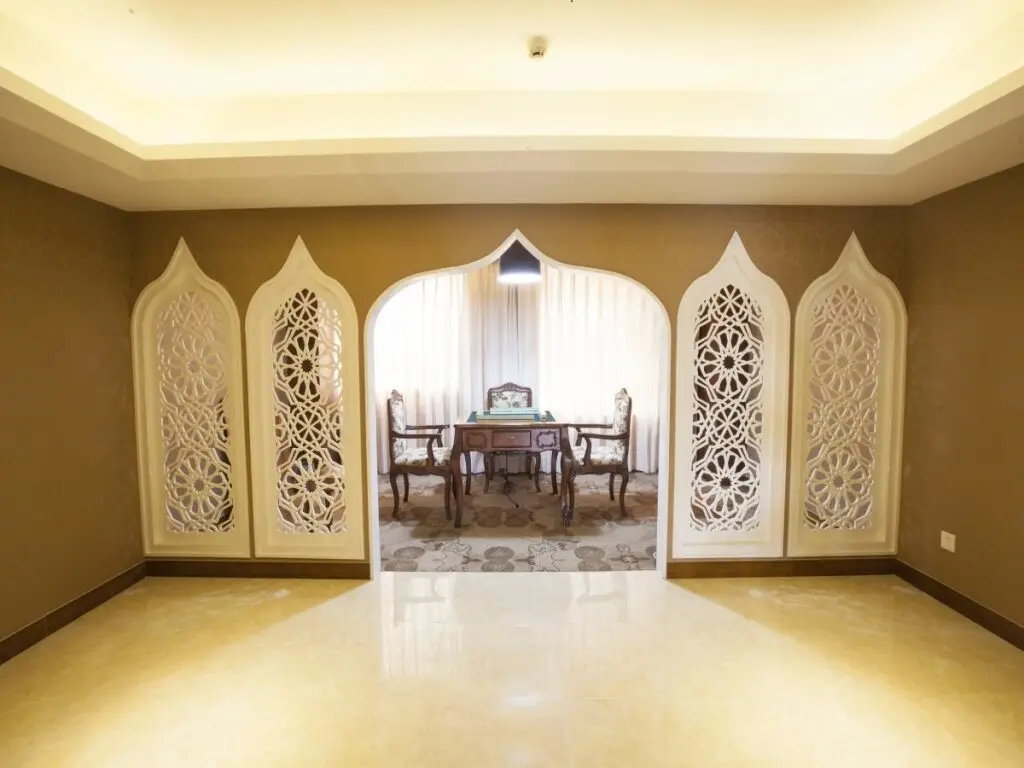 Чэнду: Central Asian Hotel