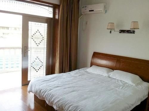 Чжоушань: Enning Hotel