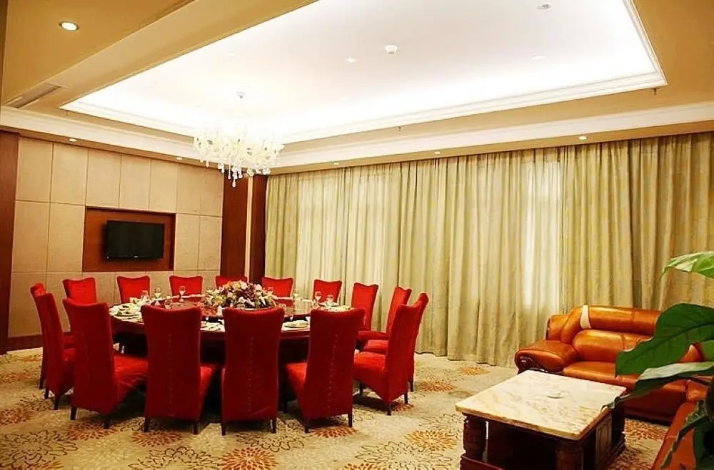 Jinhu Hotel — фото 1