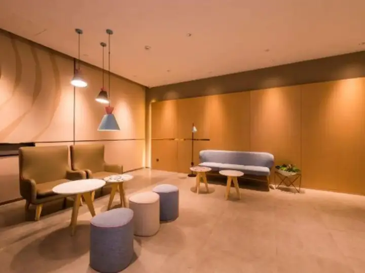 Сиань: Homeinn (Xi'an East 2nd Ring Road Xinjiamiao Subway Station)