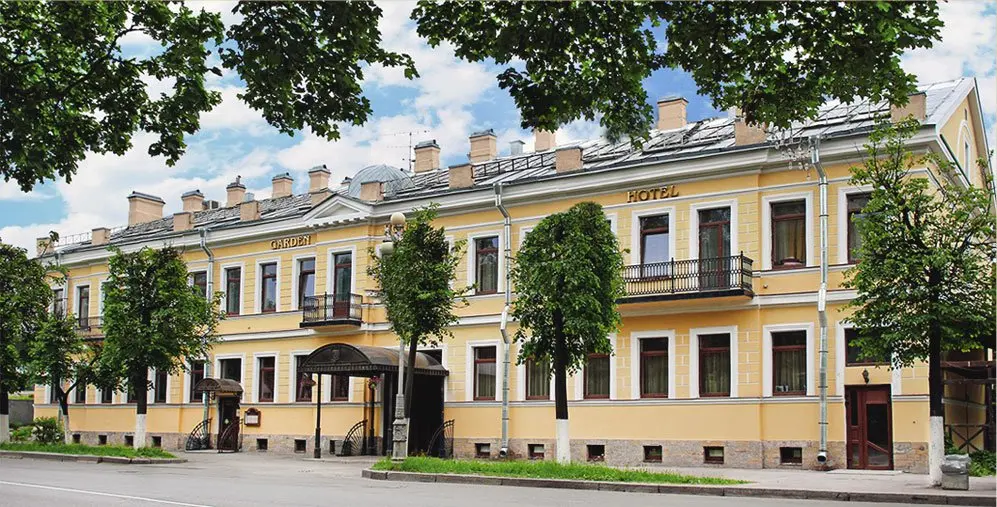Гатчина: Отель Garden House