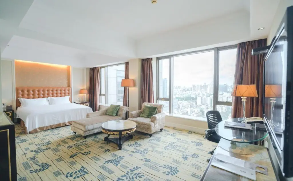 Чжуншань: King Century Hotel