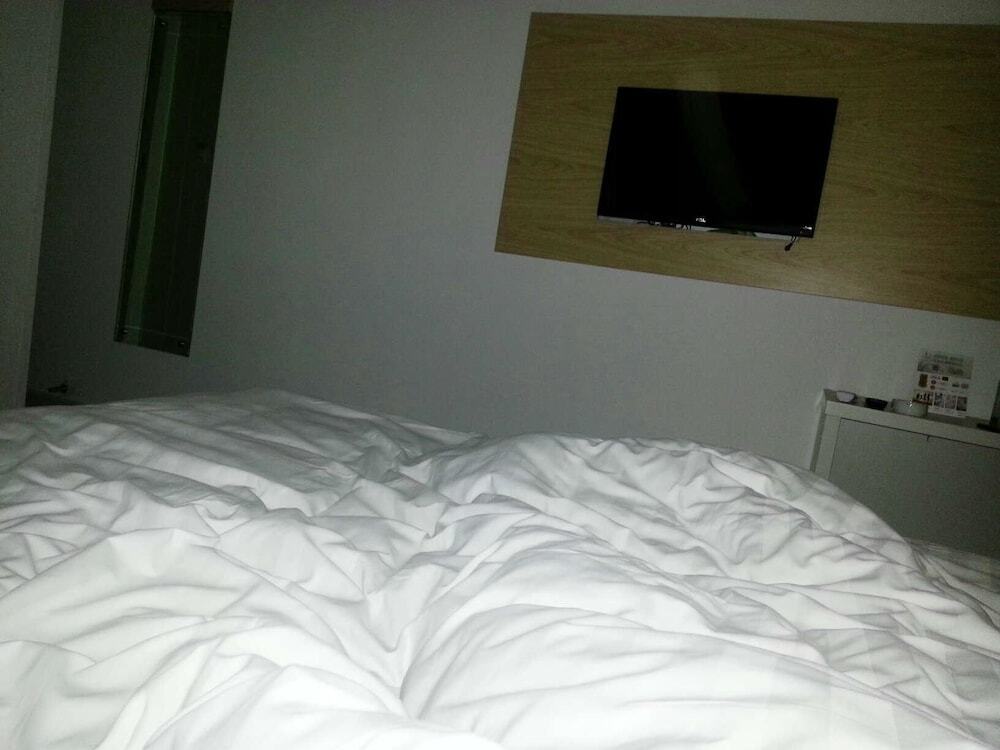 Цзинань: Motel 168