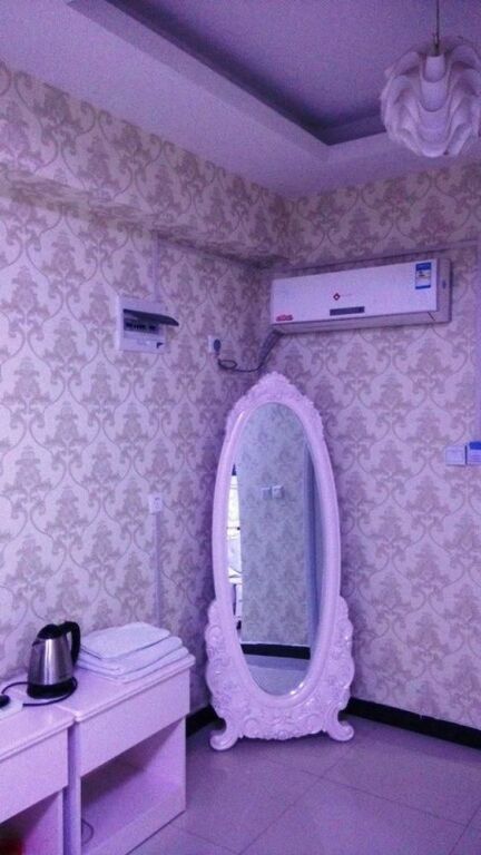 Чжэнчжоу: Zhenzhou Hengyi Business Hotel