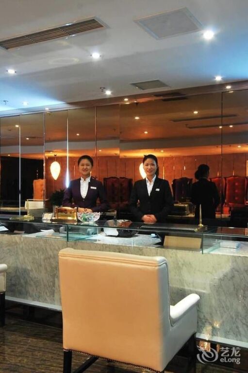 Чэнду: Chengdu Fuyi Hotel-meishan