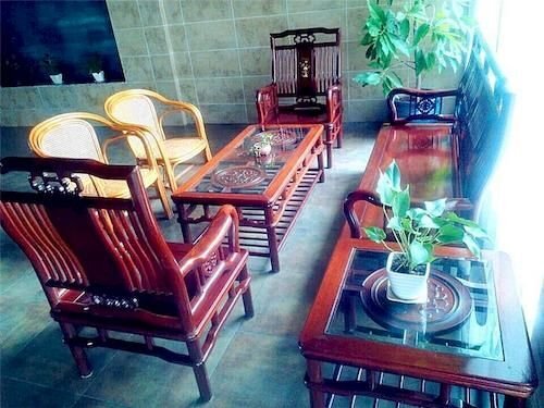 Цзюцзян: Mingjia Holiday Hotel