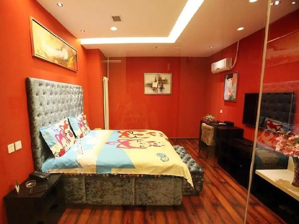 Пекин: Beijing Hongweiyijia Hotel