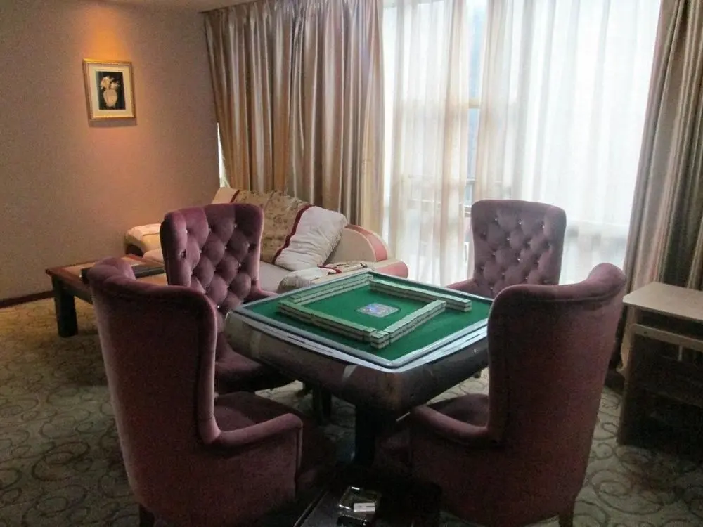 Цзиань: Crown Plaza