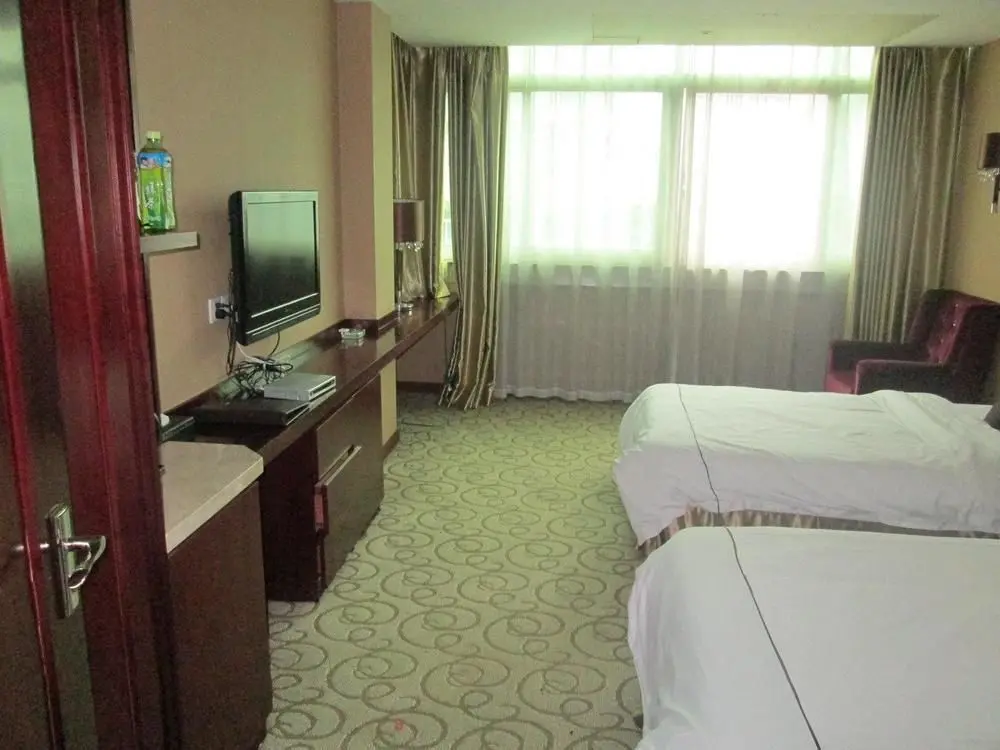 Цзиань: Crown Plaza