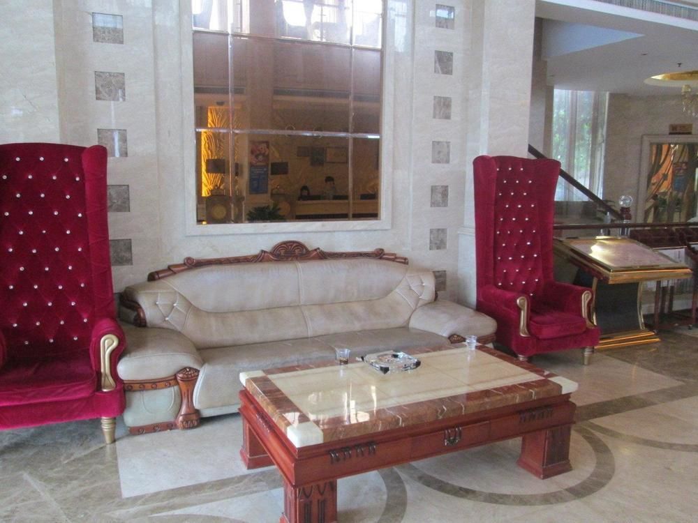 Цзиань: Crown Plaza