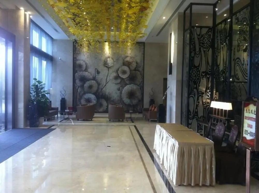 Чунцин: Rising Hotel- Chongqing