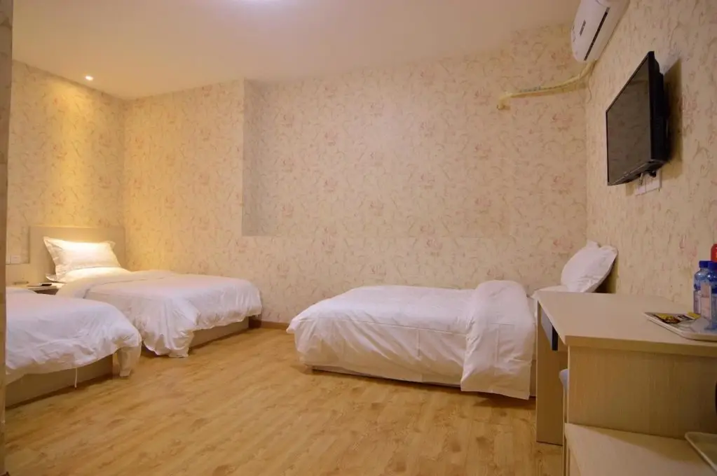 Яньтай: Yantai Jinhai Star Business Hotel