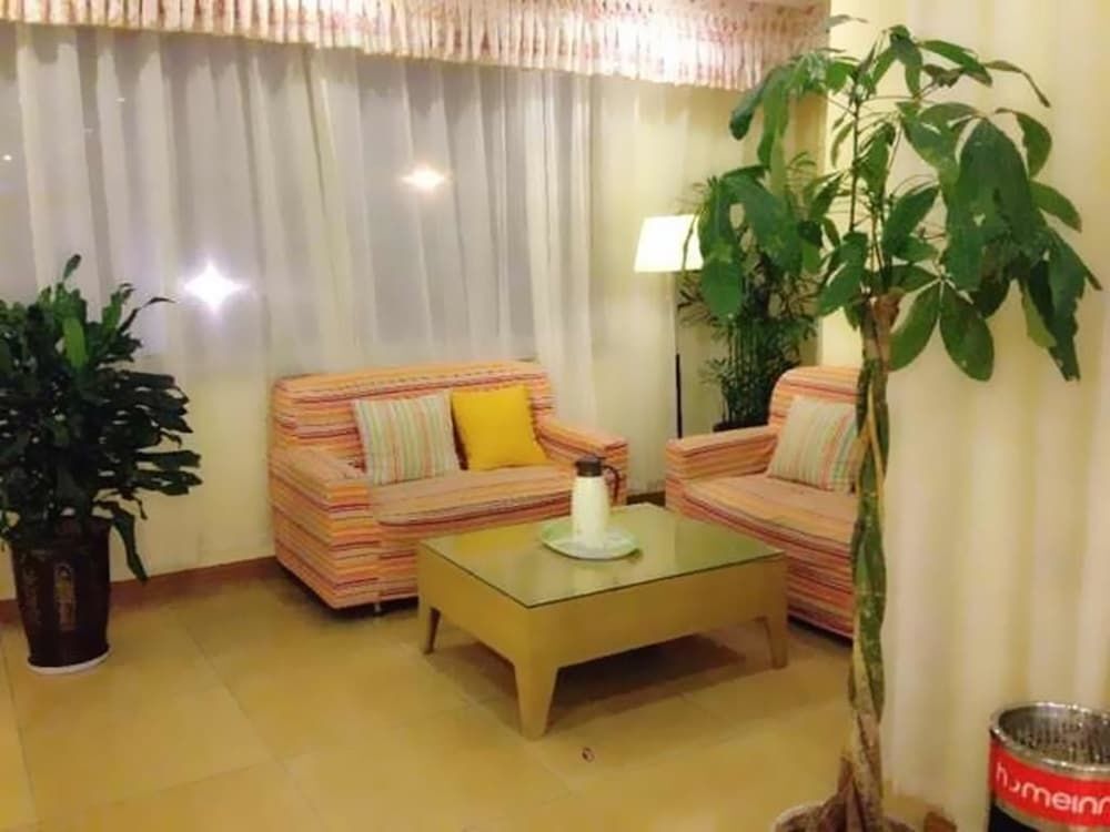 Шанхай: Home Inn Suzhou Luzhi Ancient Town