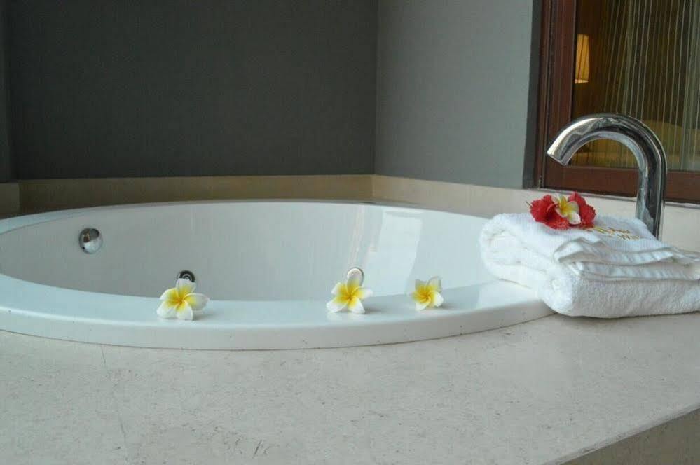 Линшуй: Qingshui Bay Mandao Seaview Holiday Hotel