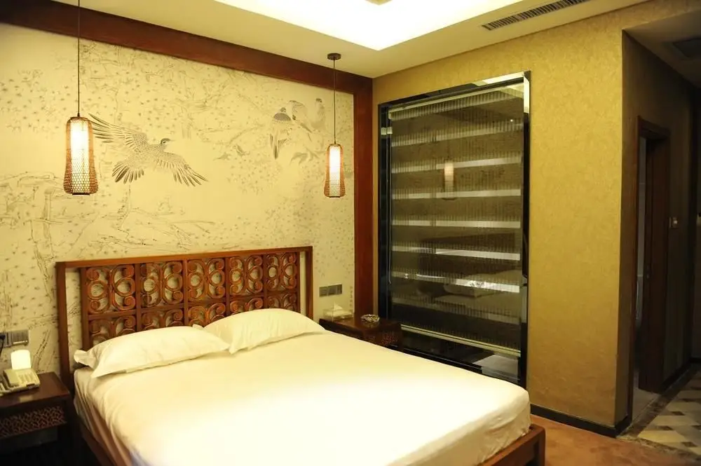 Линьи: Linyi Pattaya Hotel