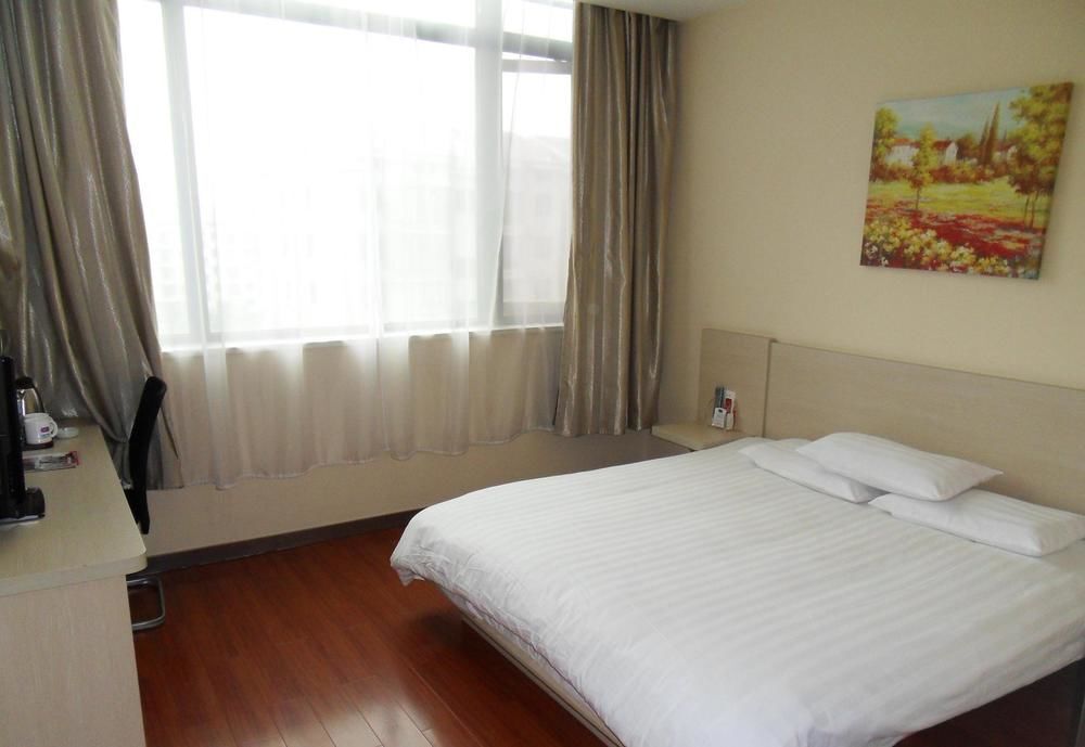 Ханчжоу: Ji Hotel Hangzhou Xiaoshan People Square