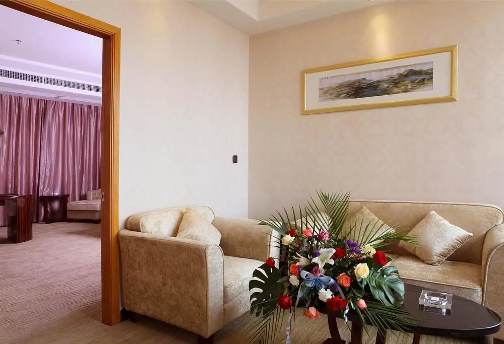 Дунгуань: Jindun International Holidy Hotel