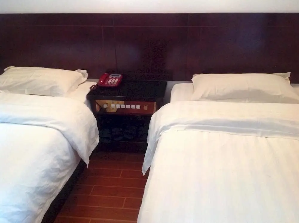 Гуйлинь: Guilin San Feng Hotel