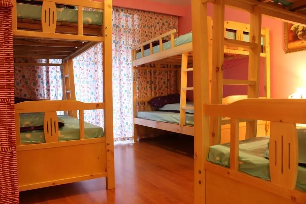 Чэнду: Chengdu Yuesijia Youth Apartment