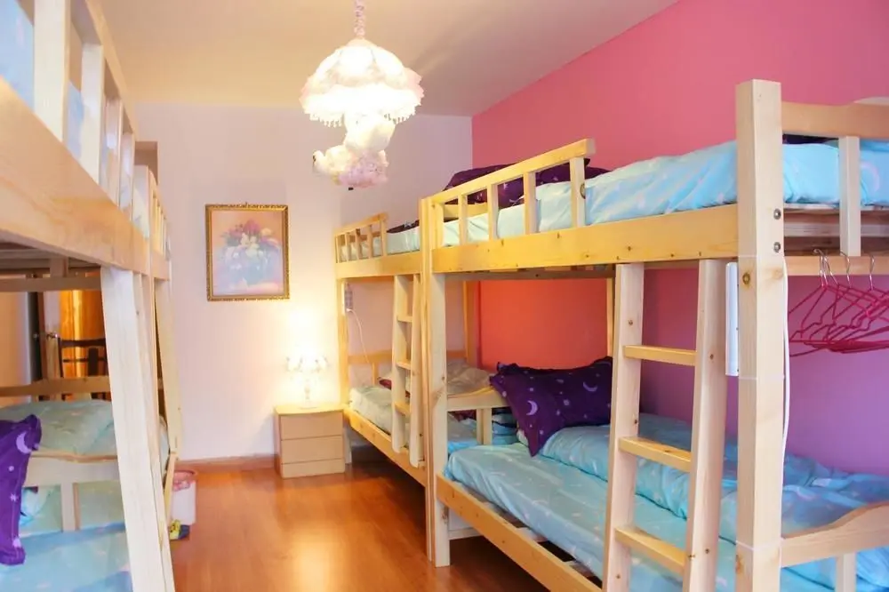 Чэнду: Chengdu Yuesijia Youth Apartment