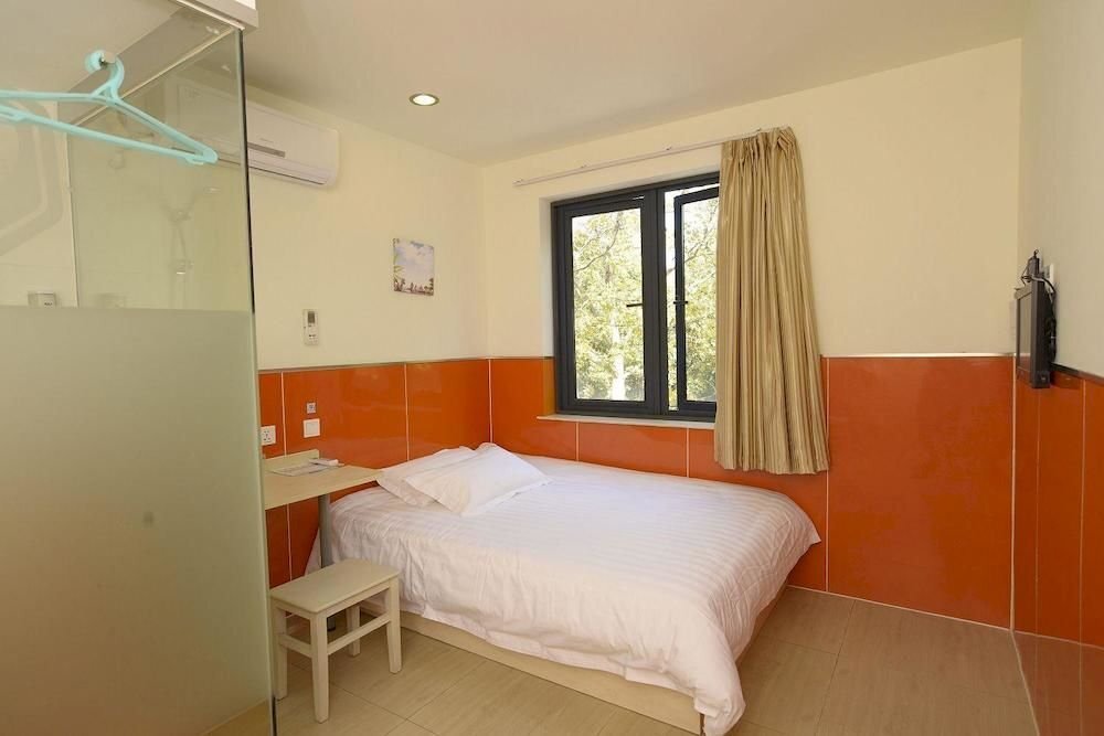 Шанхай: 99 Inn Shanghai Jinshan Chengshishatan Branch
