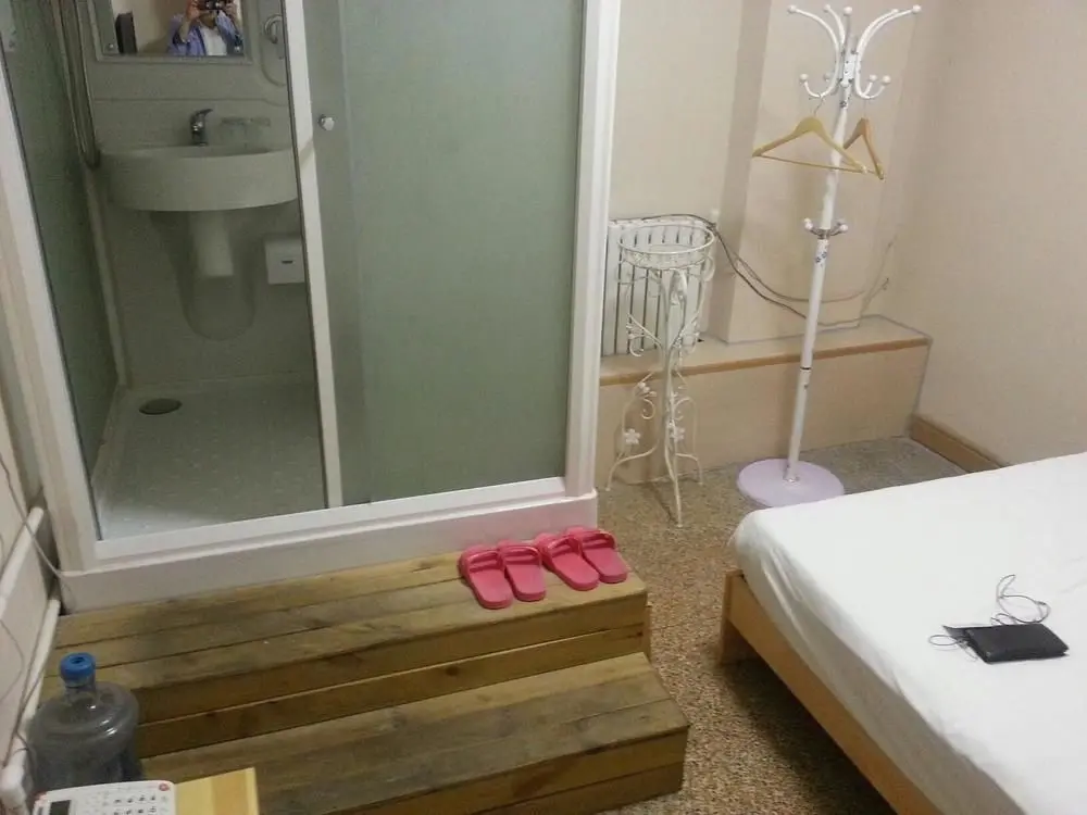 Цзинань: Super 8 Hotel Jinan Railway Station Square