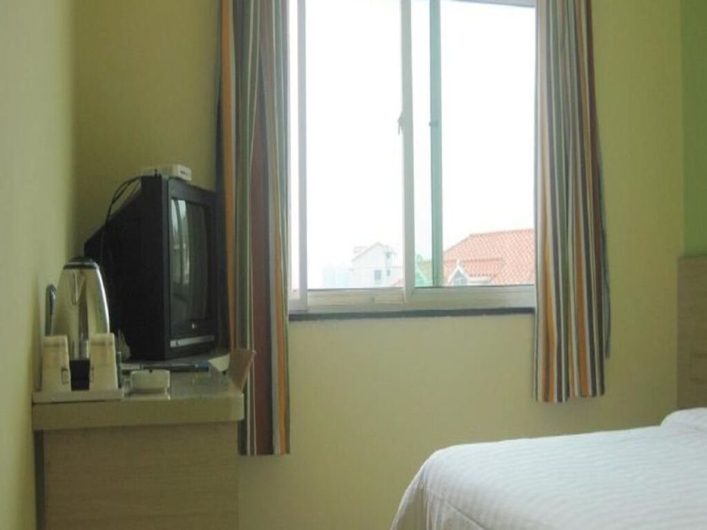 Sanyuan Hotel (Chenzhou Railway Station) — фото 1