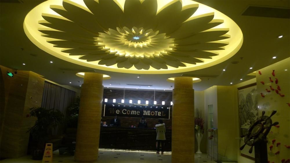 Фуян: Motel 168 Fuyang Yingzhou Middle Road Branch