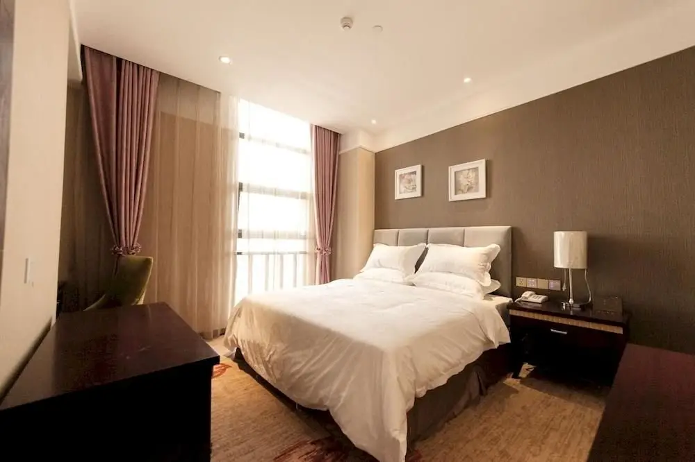 Мяньян: Orwell Hotel