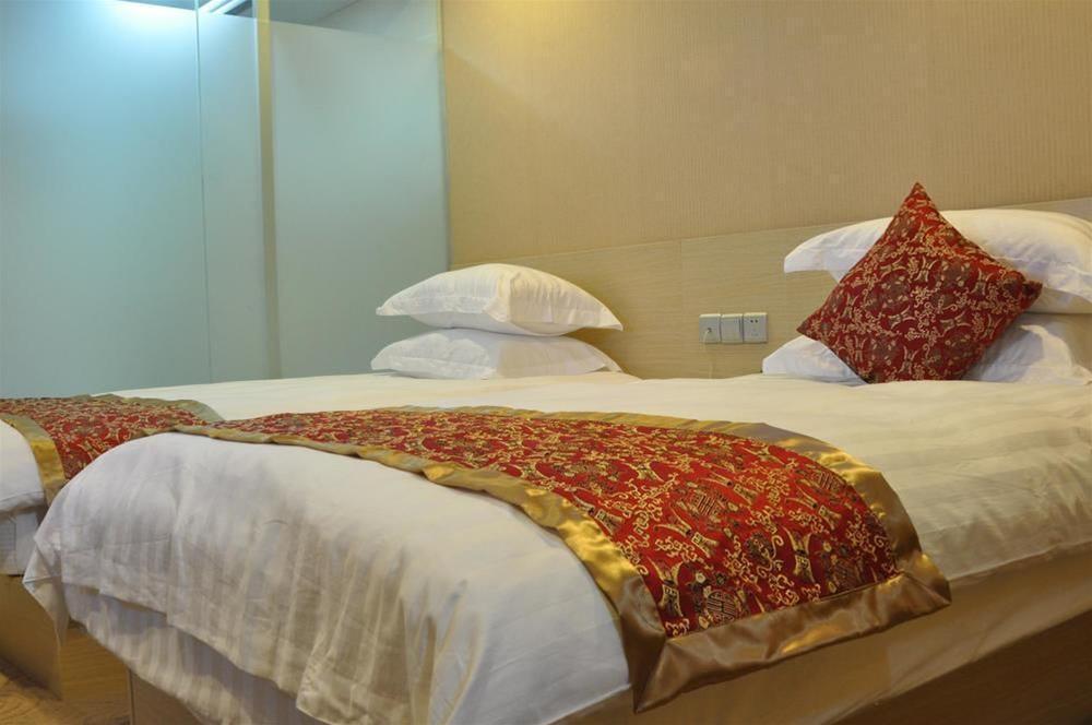 Ханчжоу: Super 8 Hotel Hangzhou Qingchun