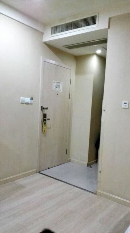 Нанкин: Super 8 Hotel Nanjing Zhong Ya
