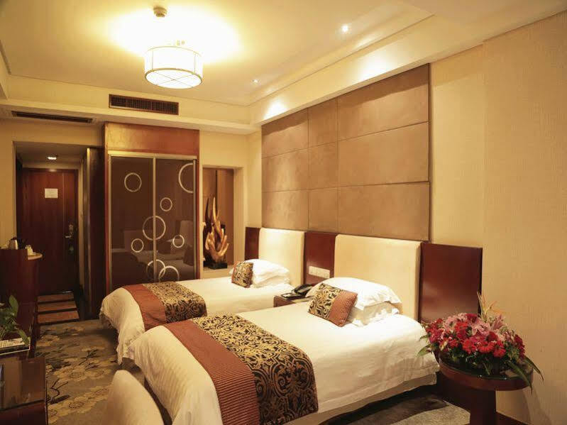 Иу: Yijia Intercontinental Hotel - Yiwu