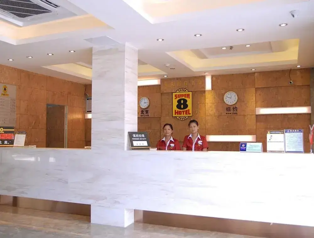 Фучжоу: Super 8 Hotel